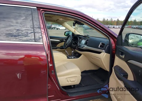 2018 Toyota Highlander Xle from USA, damaged, VIN 5TDJZRFH9JS805473